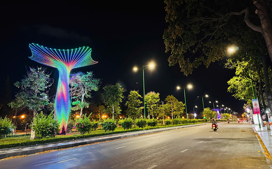 Chiếu sáng nghệ thuật đường phố Phan Thiết