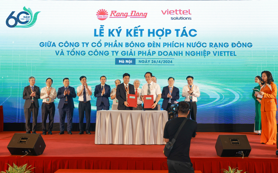 Công ty Cổ phần bóng đèn phích nước Rạng Đông ký kết hợp tác chiến lược với Tổng Công ty Giải pháp doanh nghiệp Viettel - Chi nhánh Tập đoàn Công nghiệp-Viễn thông Quân đội.