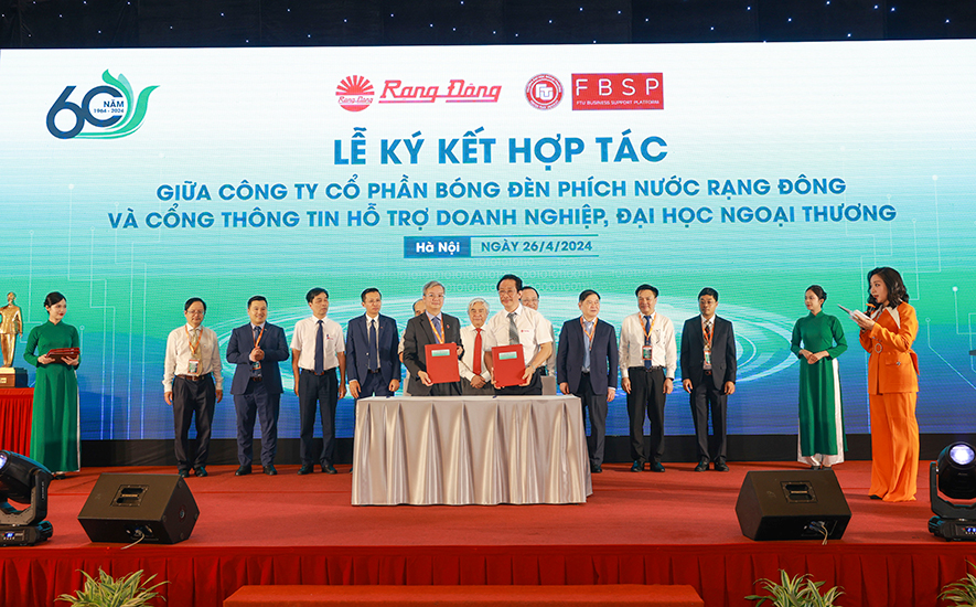 Ký kết hợp tác Đại học Ngoại thương