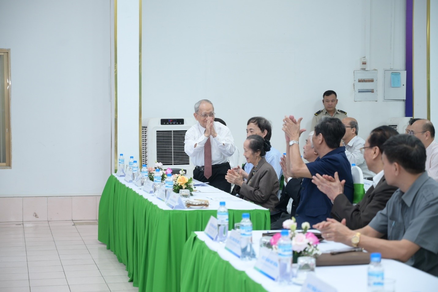 TS. Lê Đăng Doanh - Chuyên gia kinh tế cao cấp chúc mừng Rạng Đông Techday 10