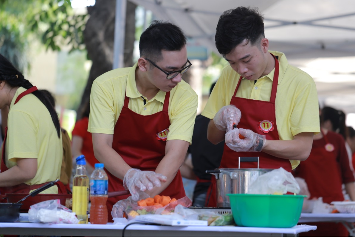 hội thi nấu ăn rạng đông 2018