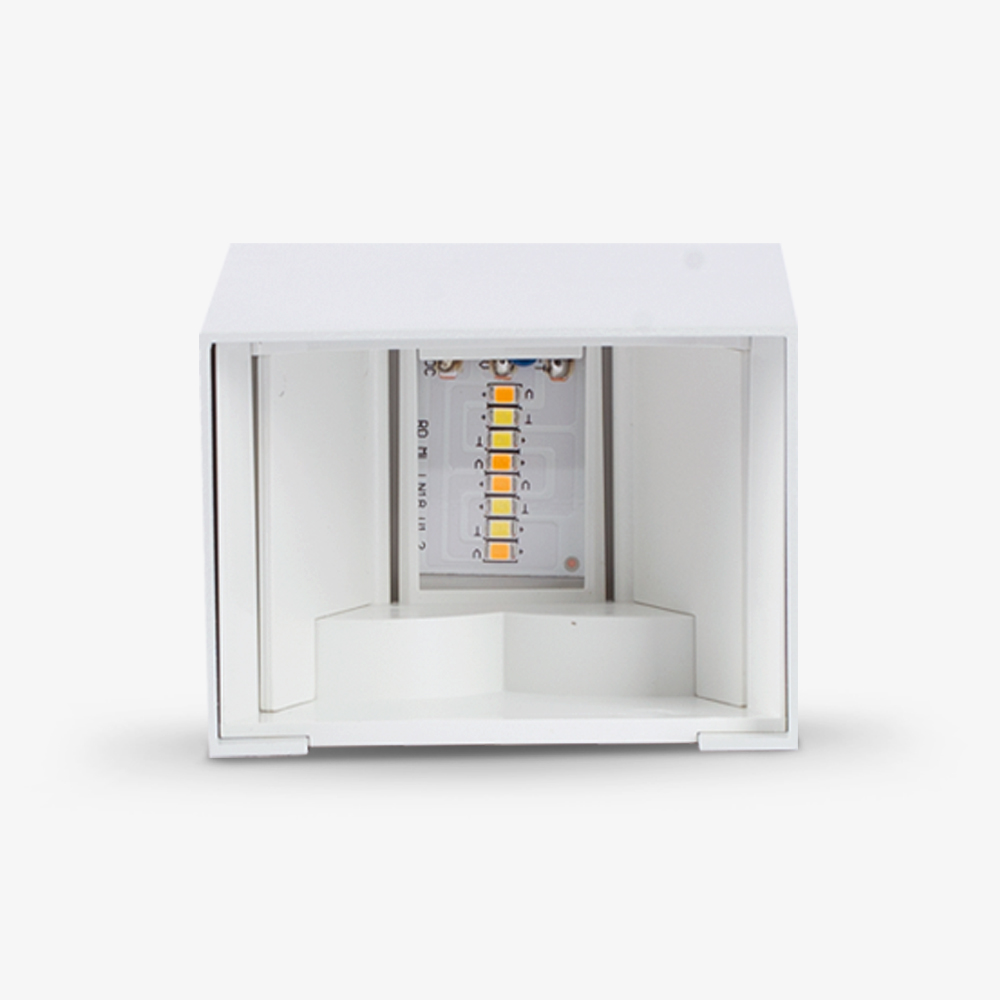 Đèn LED ốp tường đổi màu