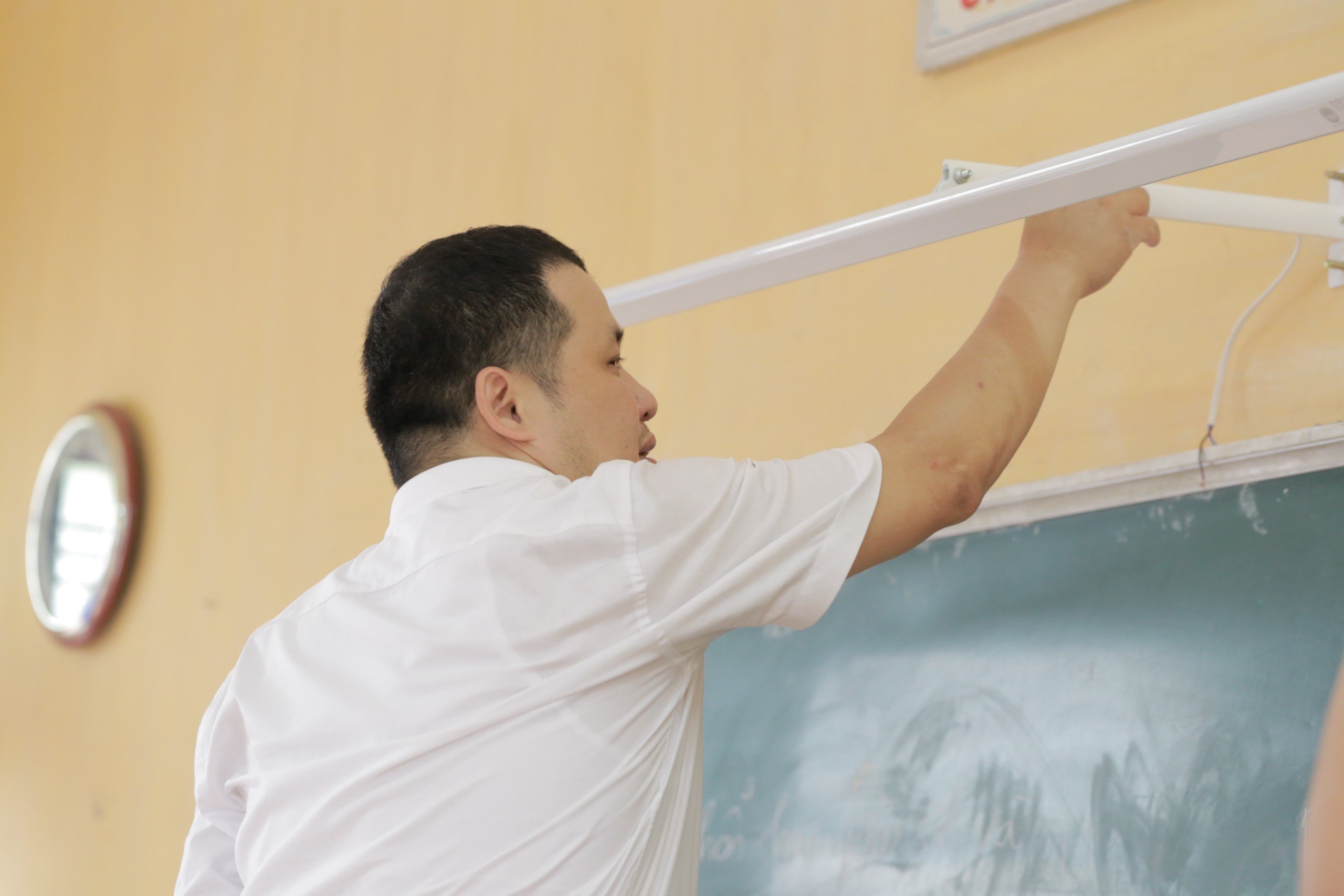 Sấp bóng là gì? Ảnh hưởng đến học sinh ra sao?