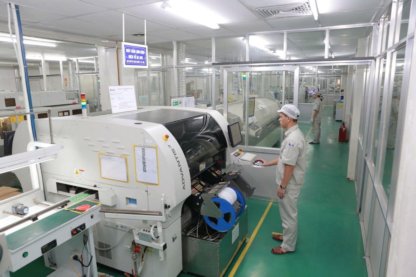 Dây chuyền sản xuất SMT của Rạng Đông