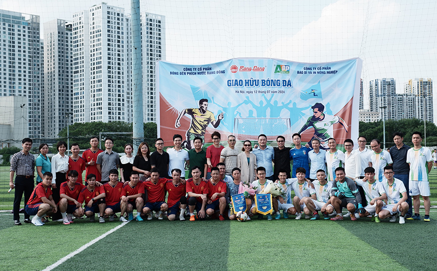 Giao hữu bóng đá giữa 02 Đoàn thanh niên: Rạng Đông & Cty CP Bao bì và In Nông nghiệp