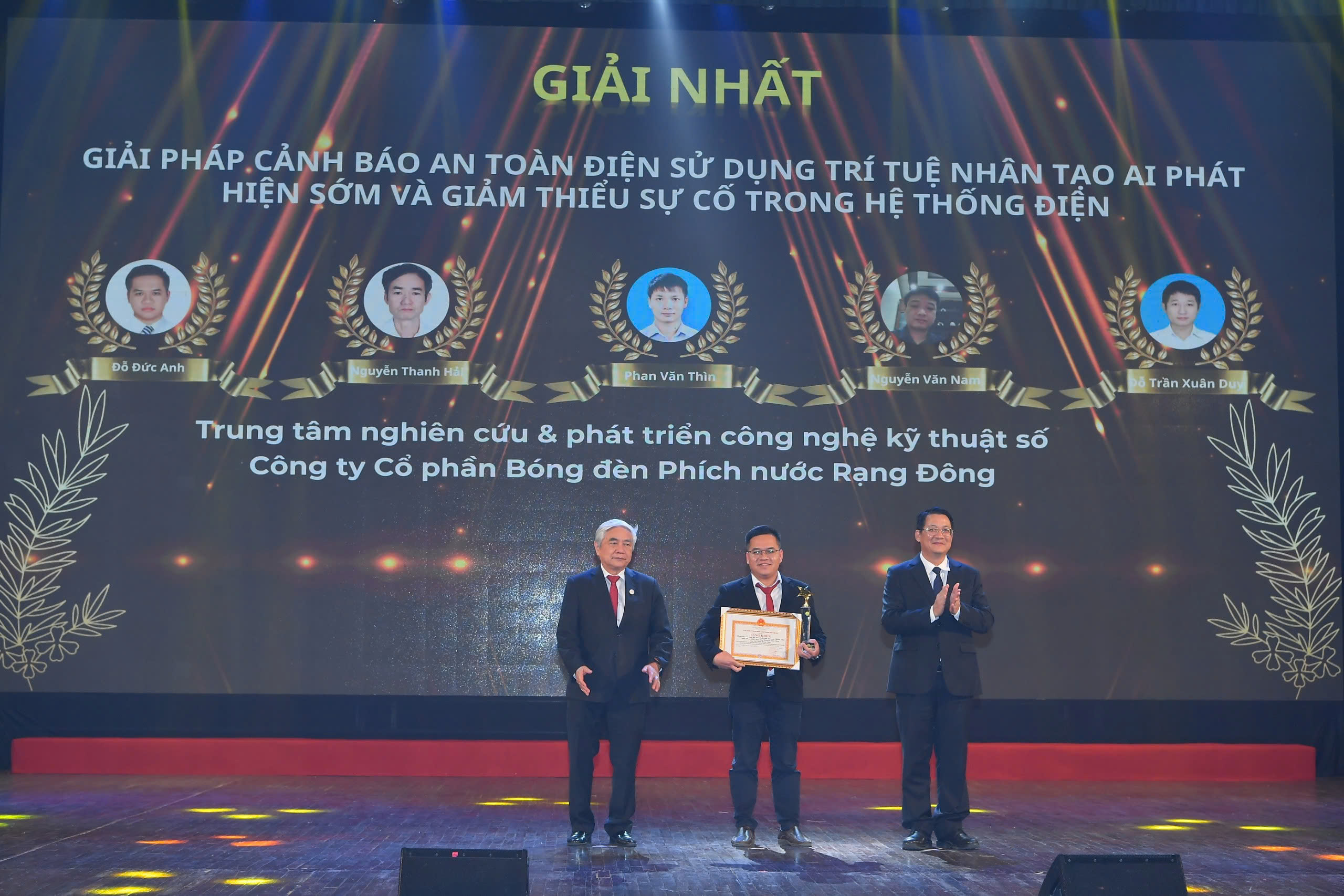 Rạng Đông khẳng định vị thế doanh nghiệp công nghệ cao tại Hội thi Sáng tạo Kỹ thuật TP. Hà Nội lần thứ 2 – năm 2025