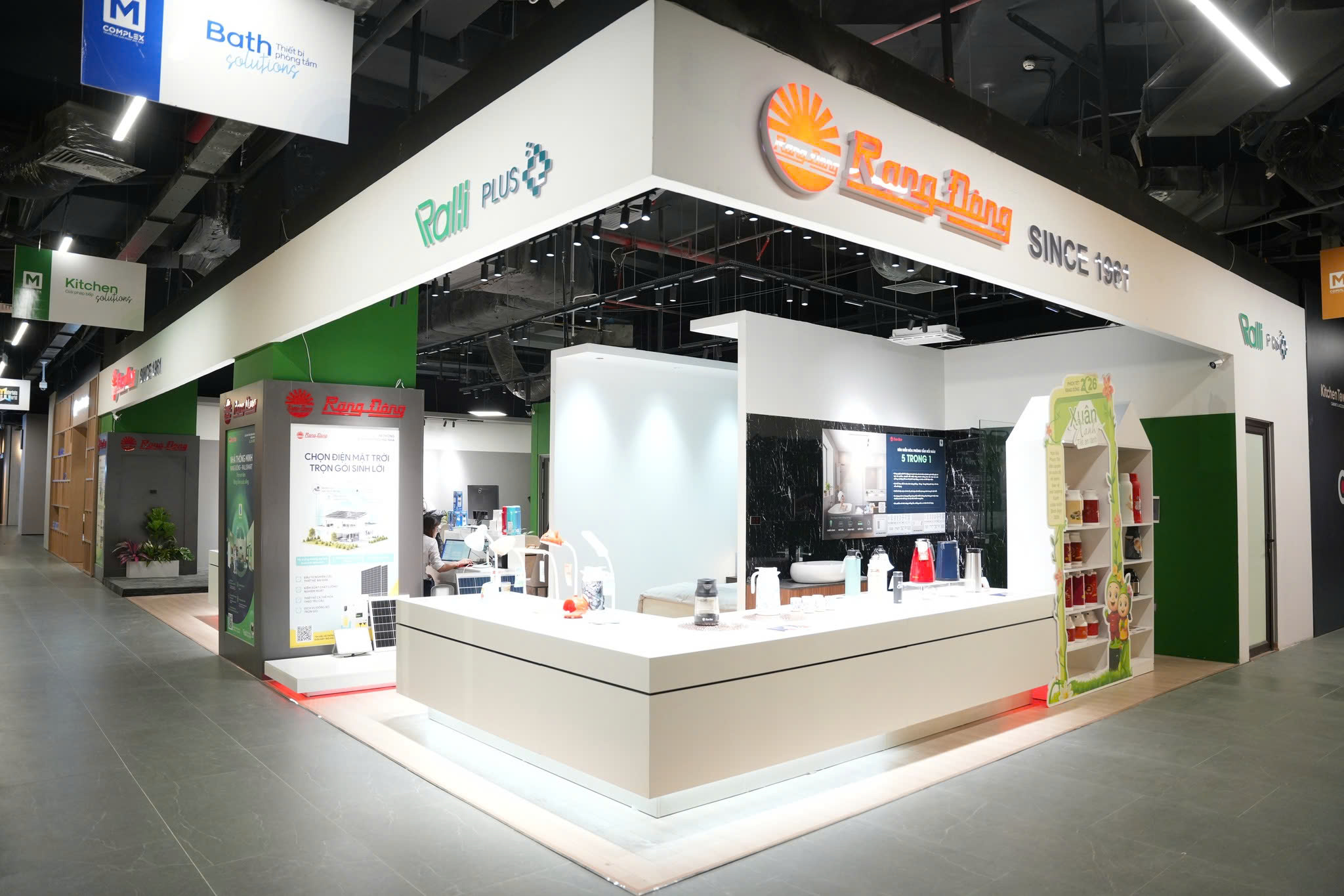 Rạng Đông khai trương Showroom Nhà thông minh tại M Complex – Royal City