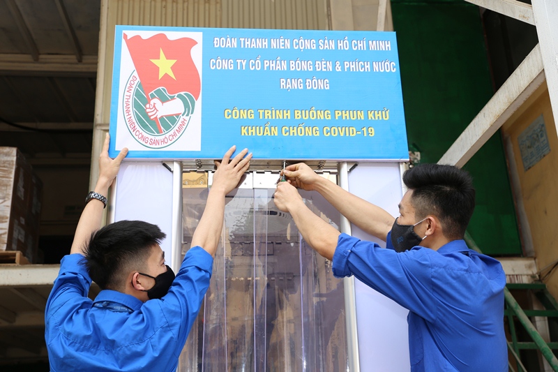 phòng phun khử khuẩn chống covid