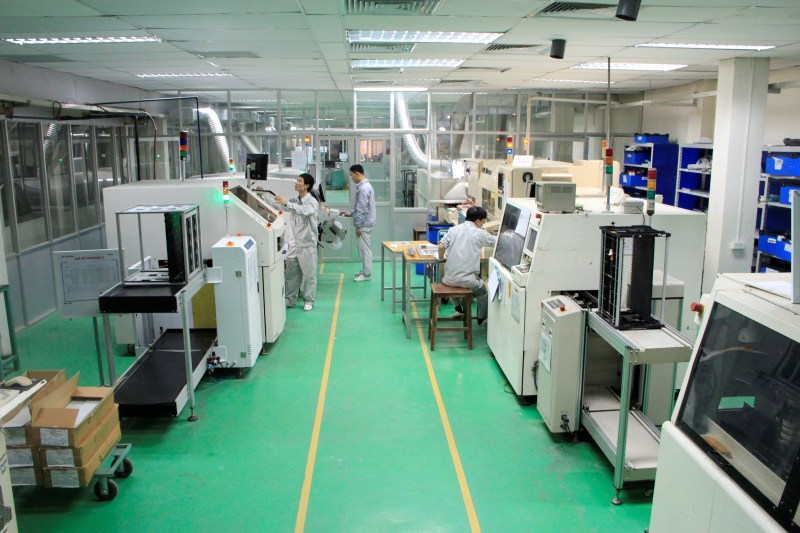 Xưởng sản xuất đèn LED tại Công ty Rạng Đông