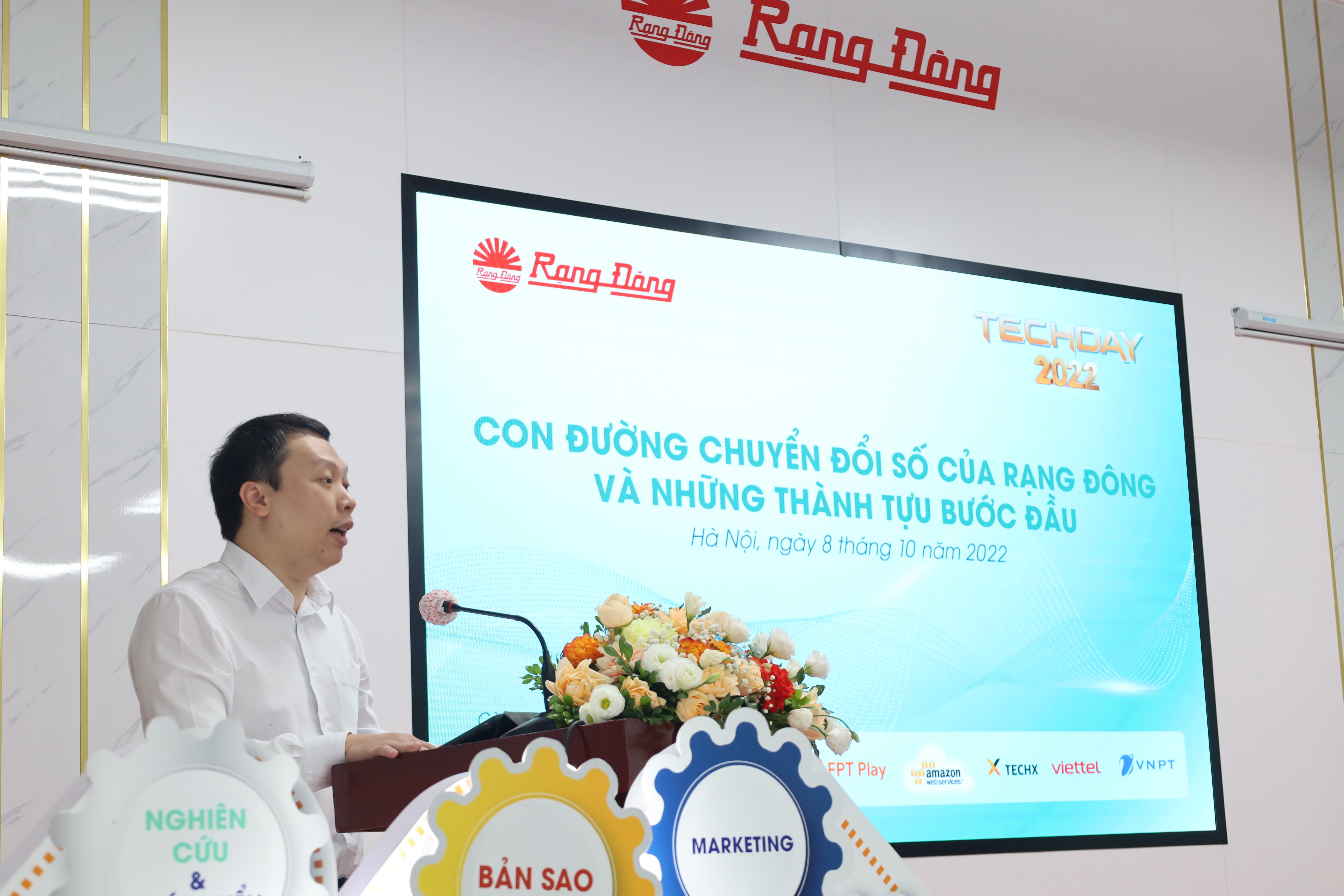 [TOÀN VĂN] Bài phát biểu của Thứ trưởng Nguyễn Huy Dũng tại Hội thảo Con đường chuyển đổi số Rạng Đông và những thành tựu bước đầu