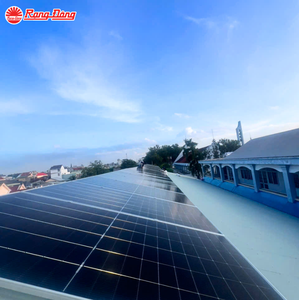 Hệ thống Hybrid 3 pha 11.2kWp (Pin điện áp cao)